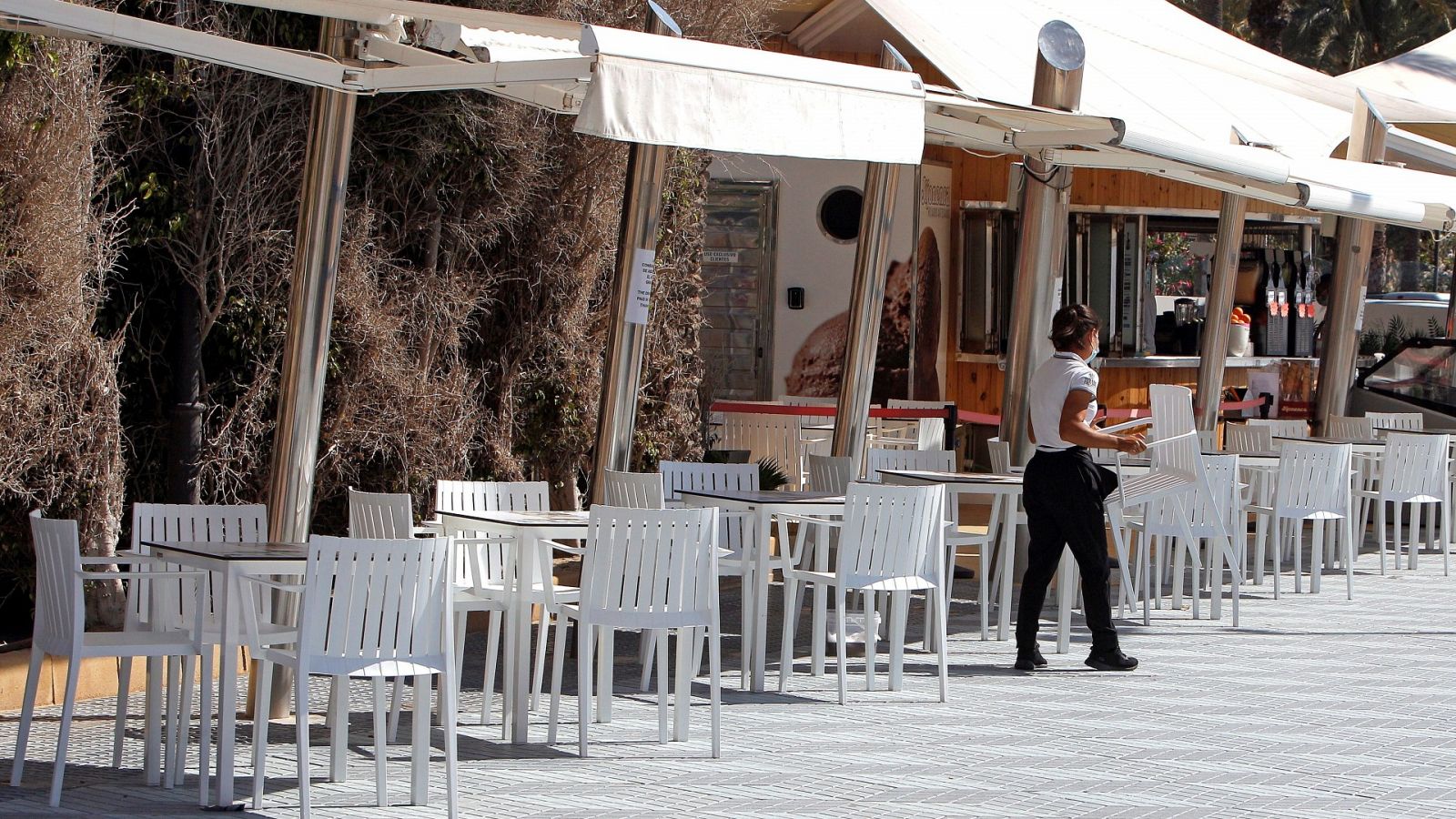 Las comunidades adoptan sus propias restricciones tras quedar sin efecto las medidas de Sanidad