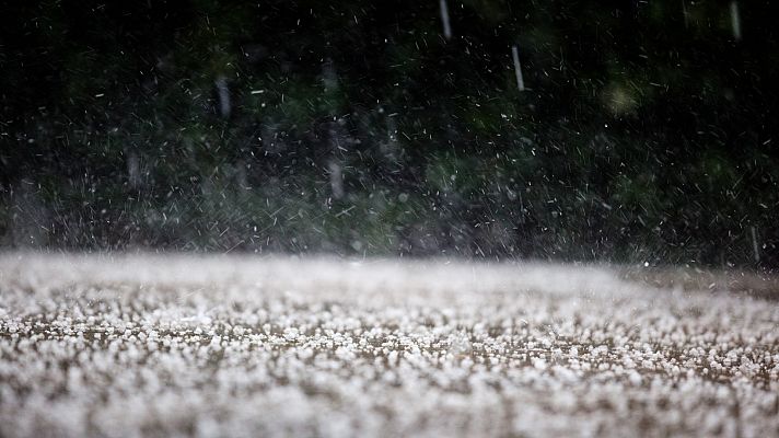 Las fuertes granizadas dejan numerosos daños Rodellar, Huesca