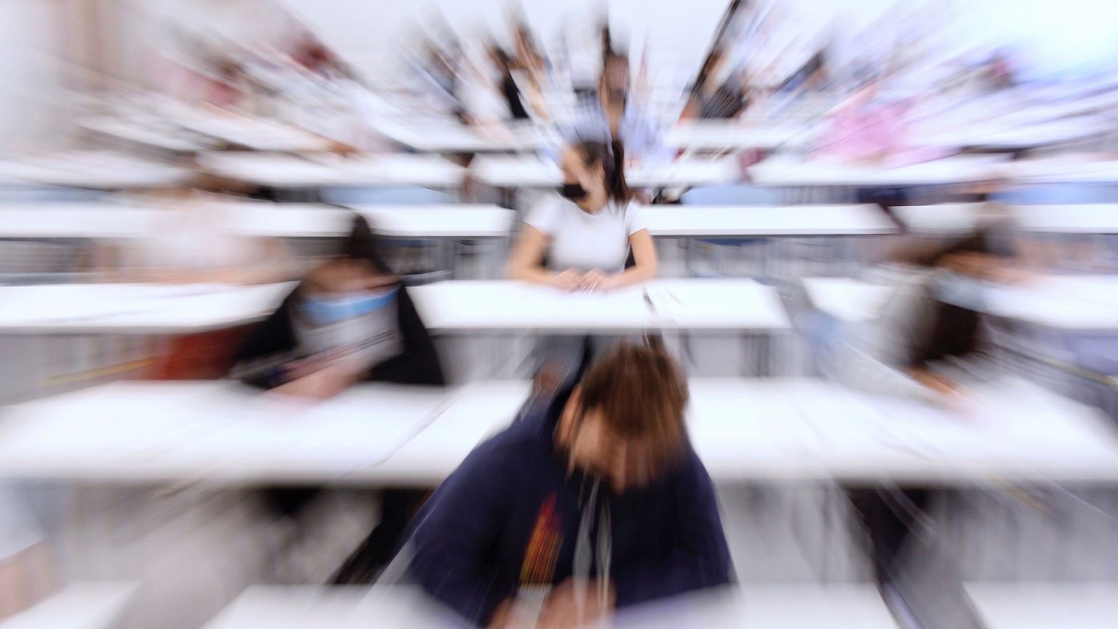 Día de emociones para muchos aspirantes a la universidad al conocer sus notas de la EBAU