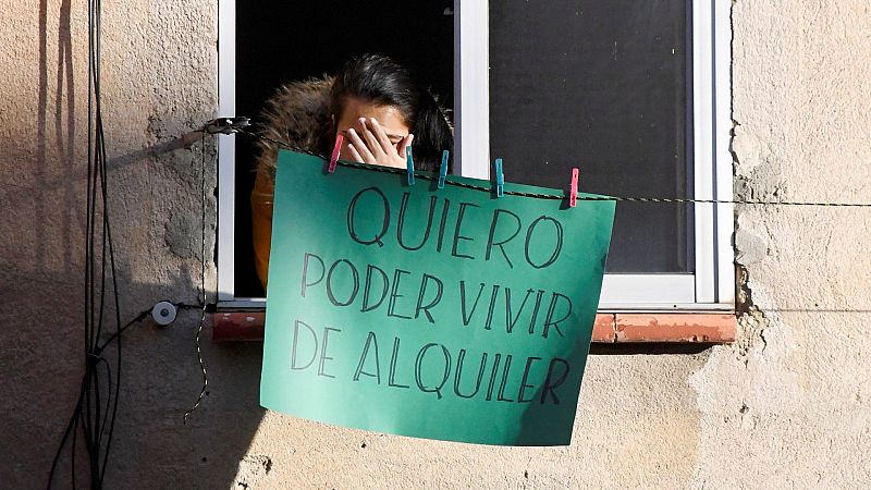 Vecinos de Barcelona exigen que se paralicen todos los desahucios