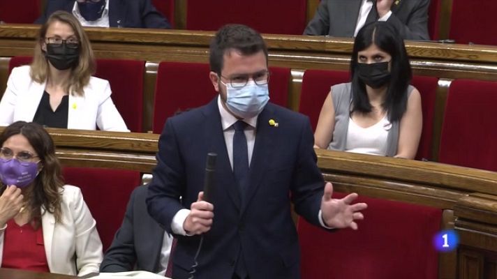 L'Informatiu - Aragonès justifica davant la Cup la presència del Govern en actes del Rei