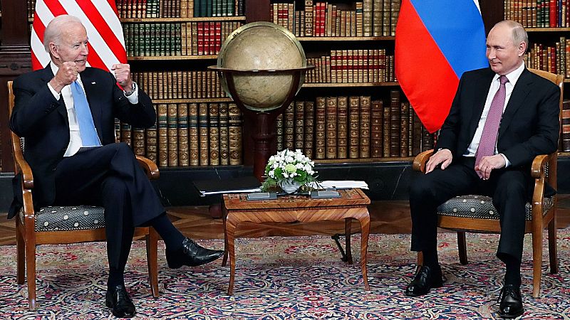 Biden y Putin cara a cara en una cumbre histórica