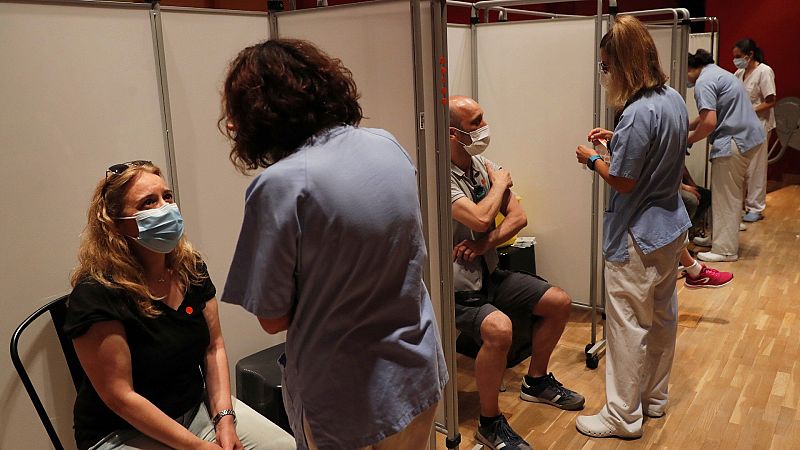 Sanidad dice que "tiene que haber consenso" entre CC.AA. para vacunarse durante las vacaciones fuera del lugar de residencia