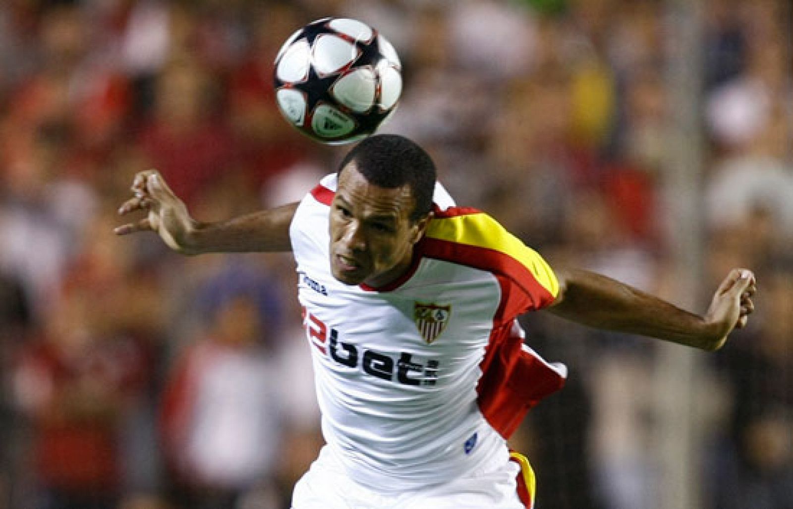 El Sevilla, que ha protagonizado un gran inicio liguero, se enfrenta en su segundo partido de grupos de la Liga de Campeones al Glasgow Rangers.  