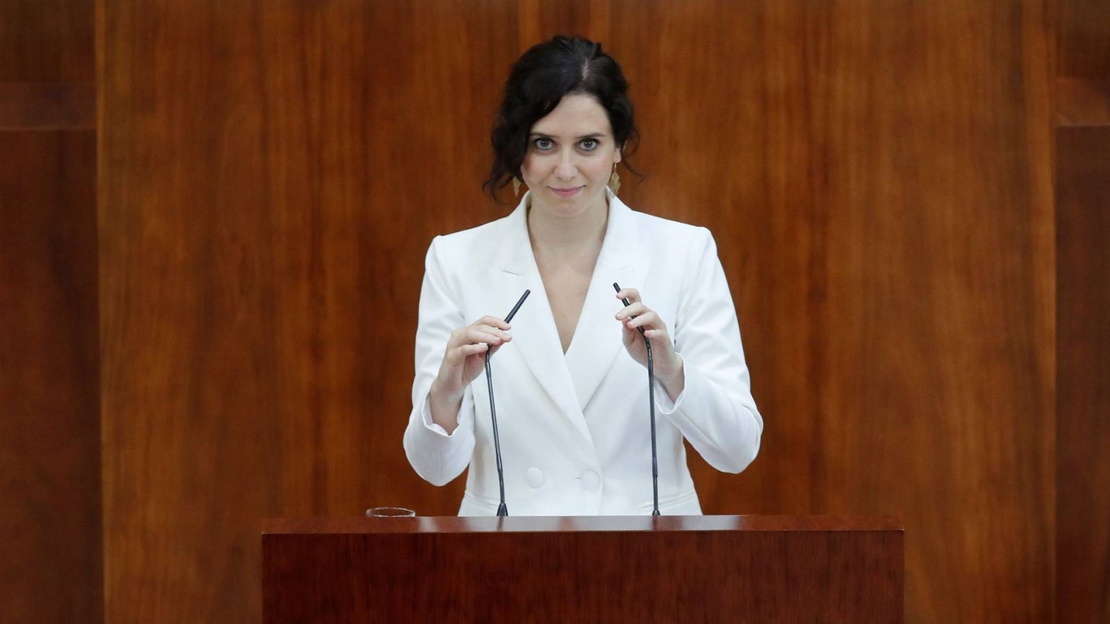 Ayuso propone ayudas a las madres jóvenes y "la mayor bajada de impuestos de la historia"