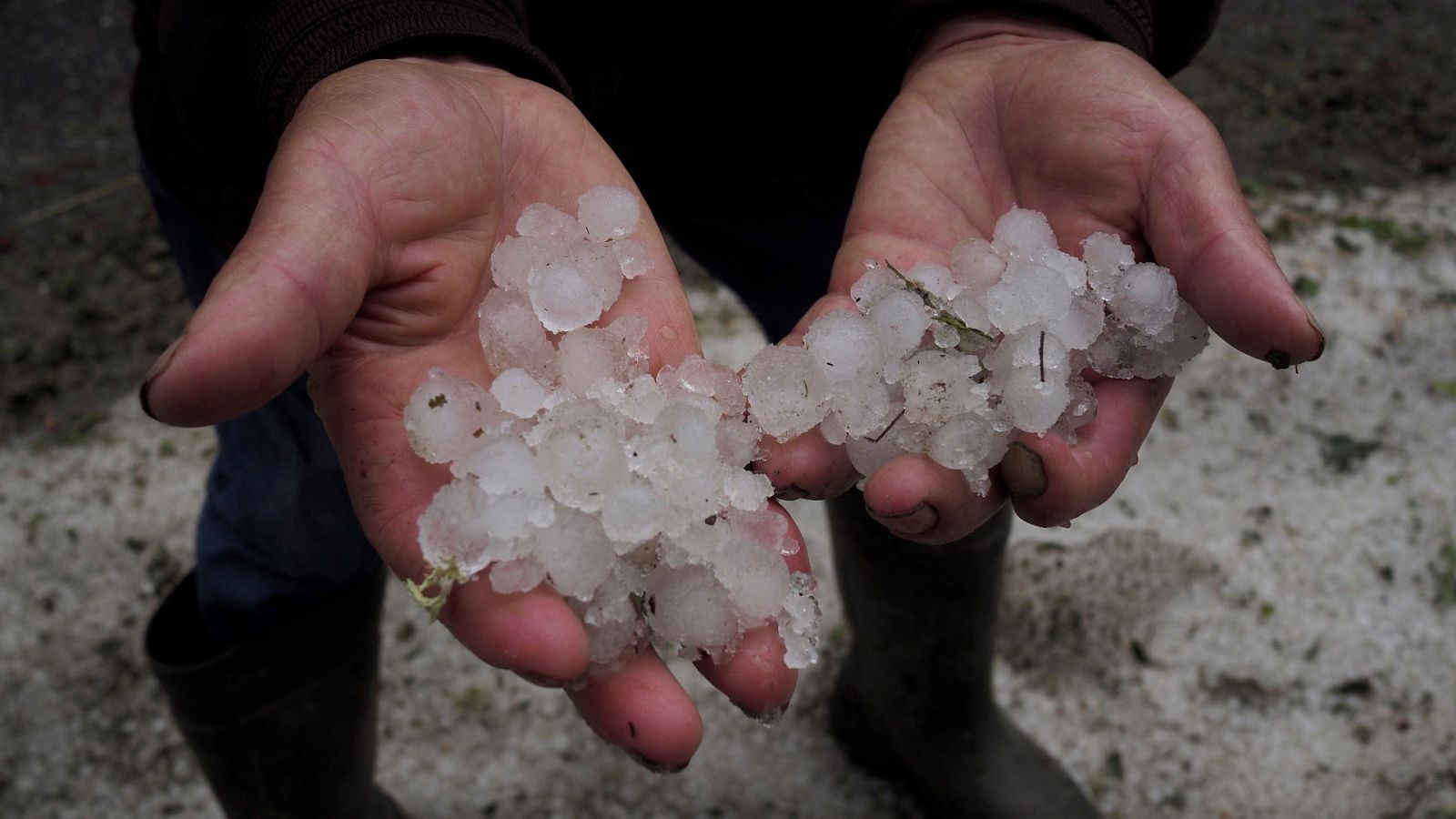 Doce comunidades siguen en alerta por fuertes lluvias y tormentas acompañadas de granizo