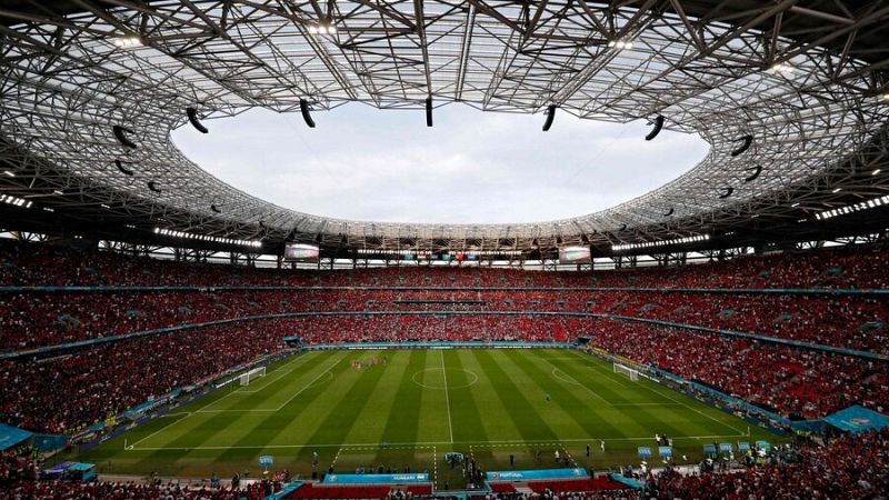 La UEFA podría llevar la final de la Eurocopa de Wembley a Budapest