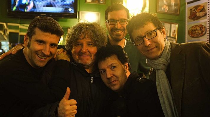 Telediario 1 - Julio Ruiz y su 'Disco grande' se despiden de Radio 3 después de 50 años en antena