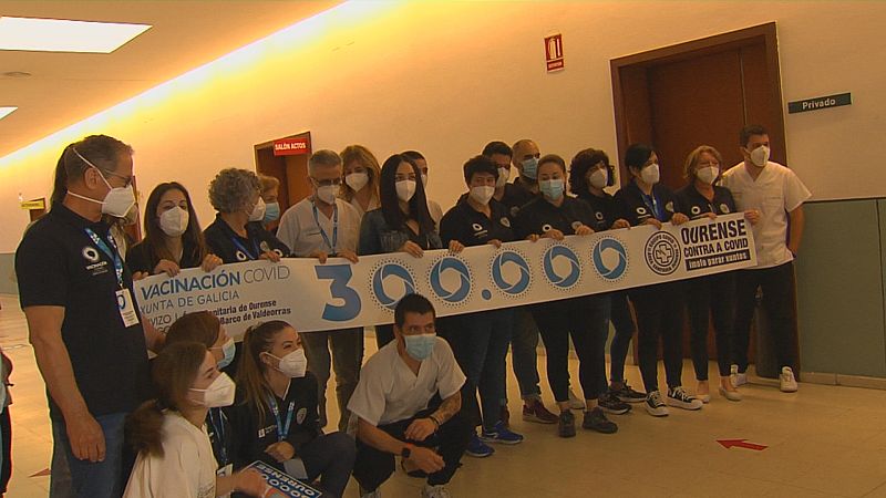 Ourense celebra a administración da dose número 300.000 na provincia