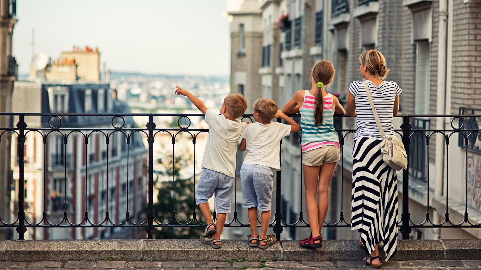 Campaña en Francia para tener dos apellidos | Ver