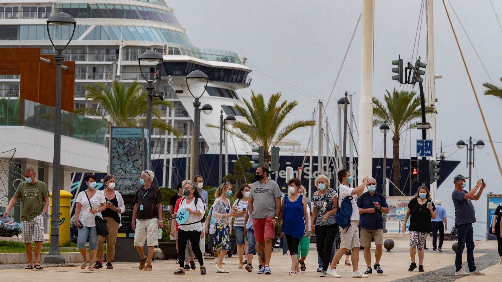 Atraca en Cartagena el Mein Schiff 2, el primer crucero tras quince meses de pandemia