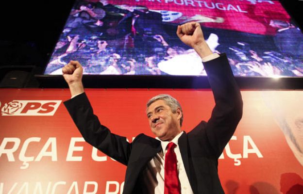  - Sócrates pierde la mayoría