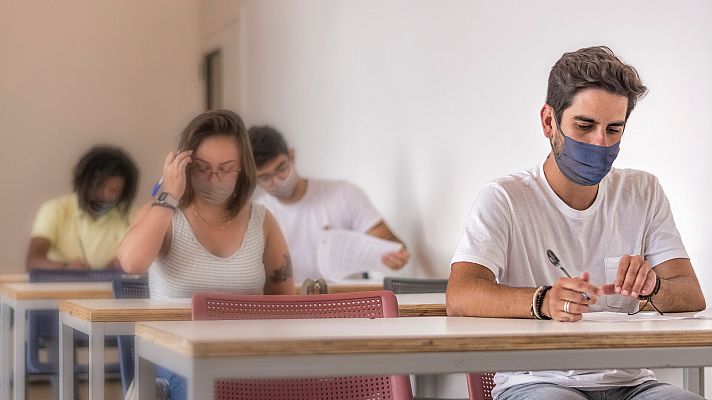 El proyecto de ley de convivencia universitaria quiere penalizar a los que hacen trampas en los exámenes