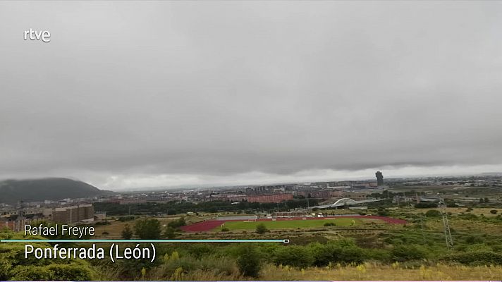 Precipitaciones localmente fuertes o persistentes en el oeste de Galicia, y de madrugada en el área Pirenaica. Intervalos de viento fuerte en el litoral de Galicia