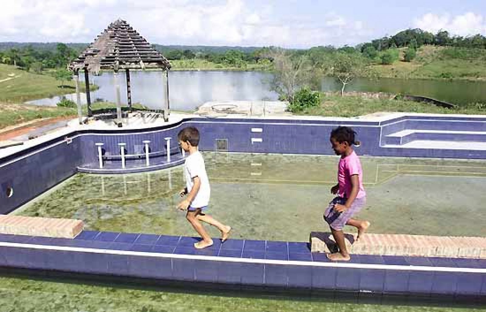 De reino del narco a parque temático