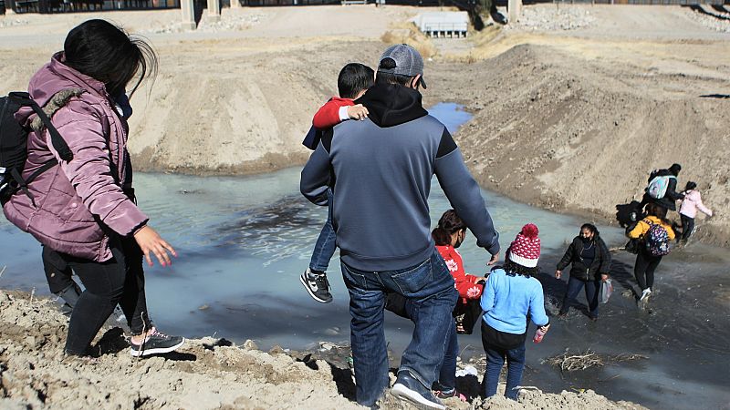 ¿Qué ocurre en realidad cuando una persona llega a la frontera estadounidense y pide asilo