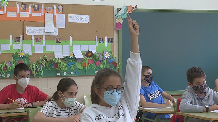 Informativo Telerioja - Adiós al curso escolar y a las clases tras un año muy complicado marcado por el coronavirus