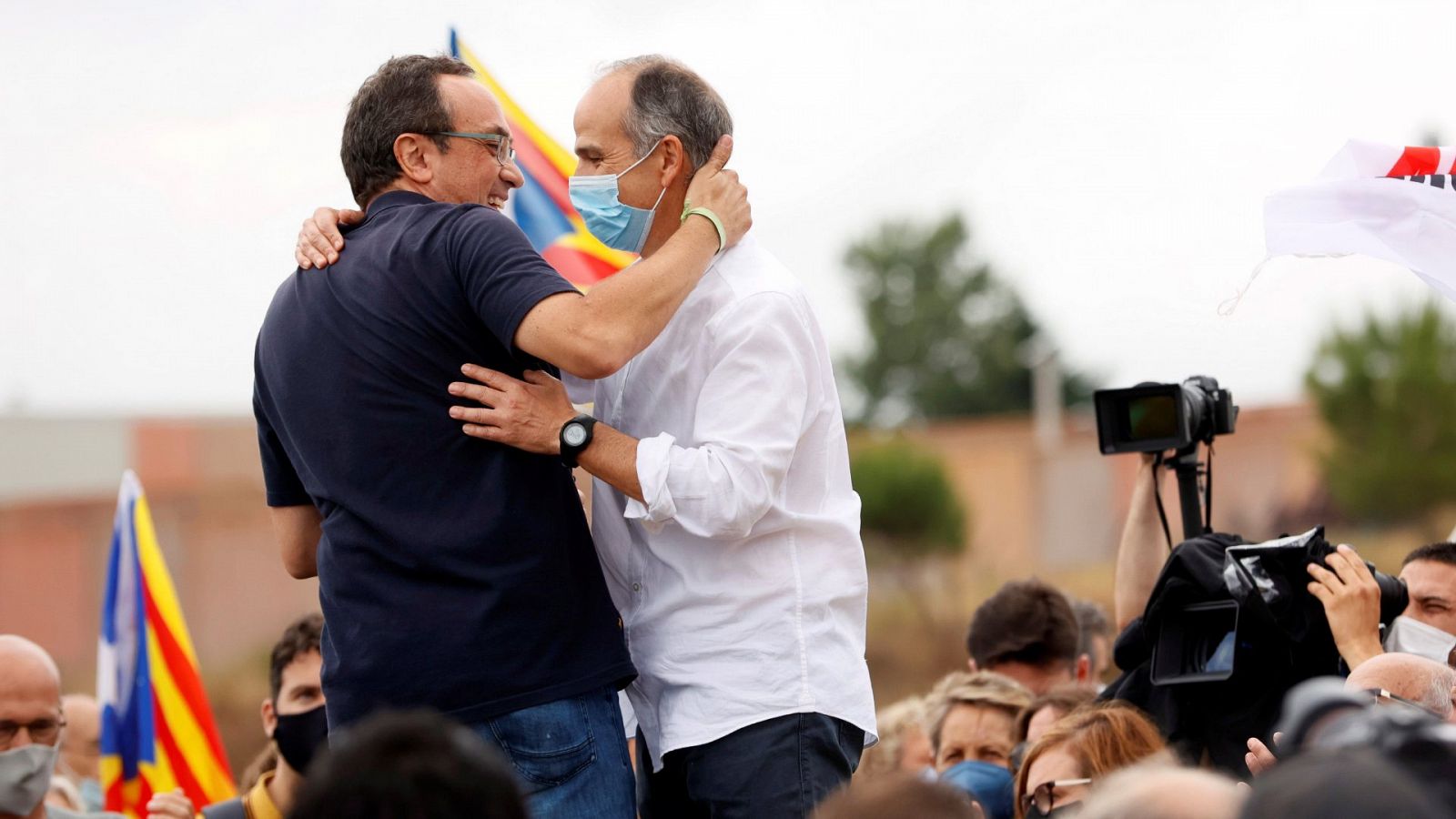 Los exconsellers indultados aseguran que seguirán "luchando para la independencia de Cataluña"