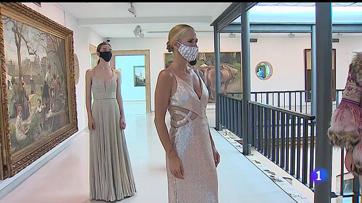 Panorama Regional - La Pasarela Campoamor convierte a Oviedo en la capital de la moda