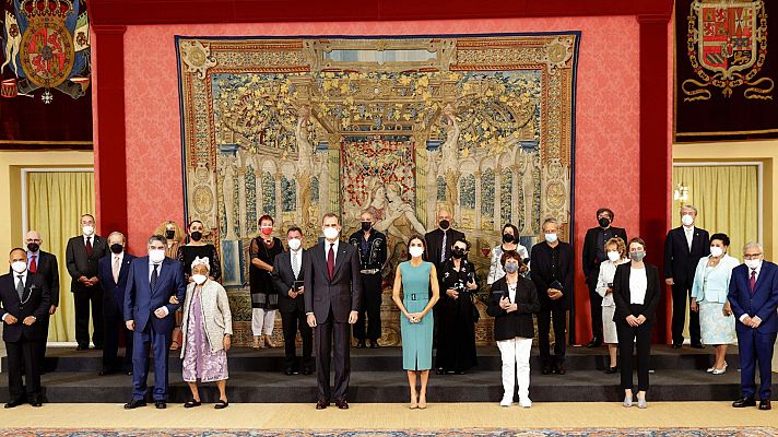 Noticias Murcia - Dos murcianos, condecorados con la Medalla de BBAA