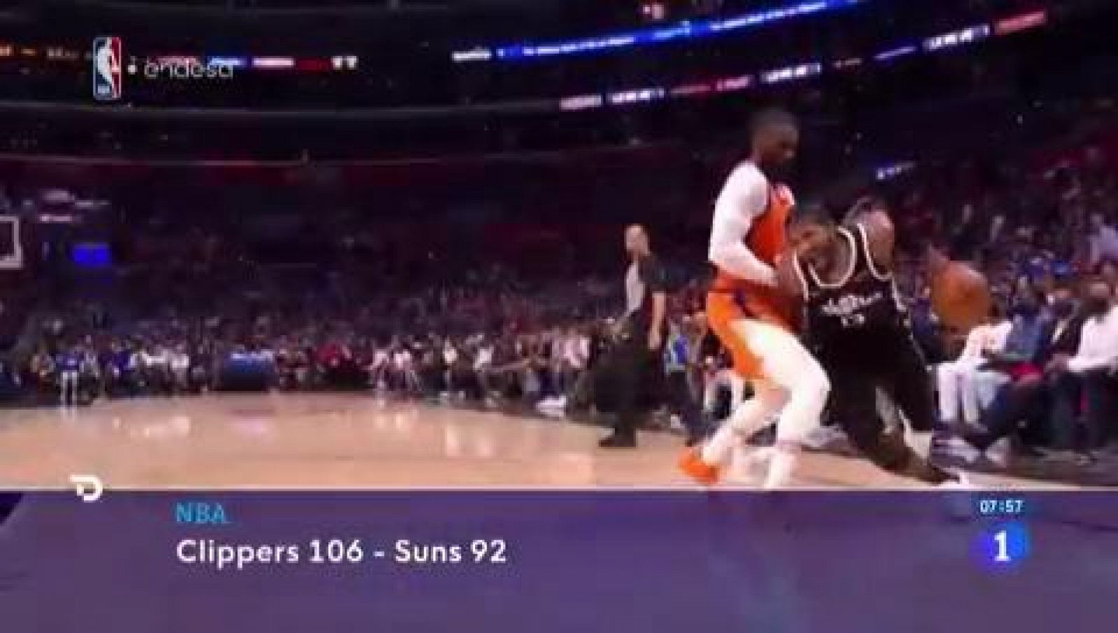 Los Clippers recortan distancia a los Suns