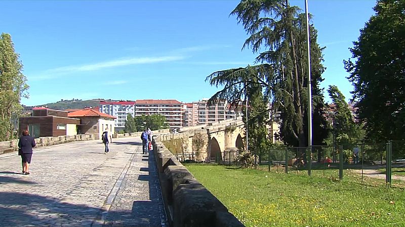 Viento fuerte en el Estrecho y con intervalos de fuerte en los litorales coruñés y almeriense - ver ahora