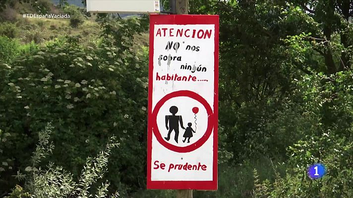 Telediario 1 - Fuentes de Agreda, un pueblo con un solo habitante