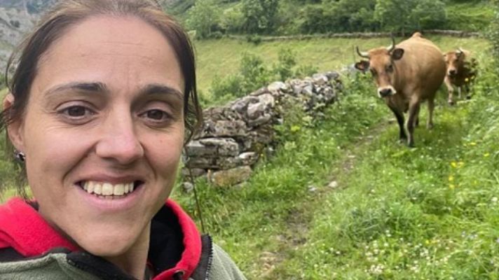 Telediario 1 - Lucía, ganadera: "Hay que apostar por la mujer en el mundo rural porque es la que fija población"