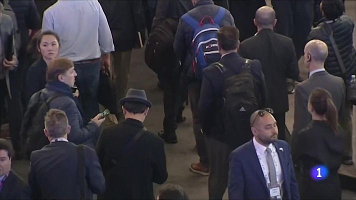 L'Informatiu - El MWC torna a obrir portes després d'any i mig amb menys públic