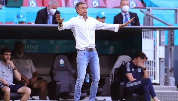 Telediario 2 - Luis Enrique: "No hay un solo entrenador que no elogie a Morata"