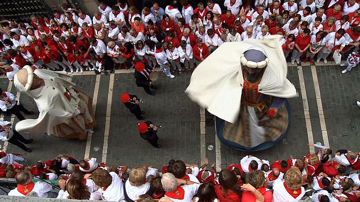 Danza de los Gigantes. La magia de los Sanfermines