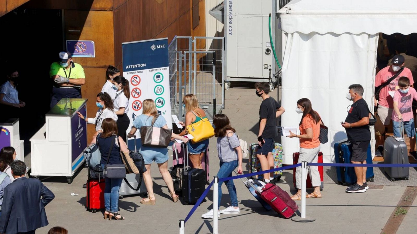 Cataluña anuncia cribados entre los estudiantes de bachilleraro para detectar posibles brotes - RTVE.es