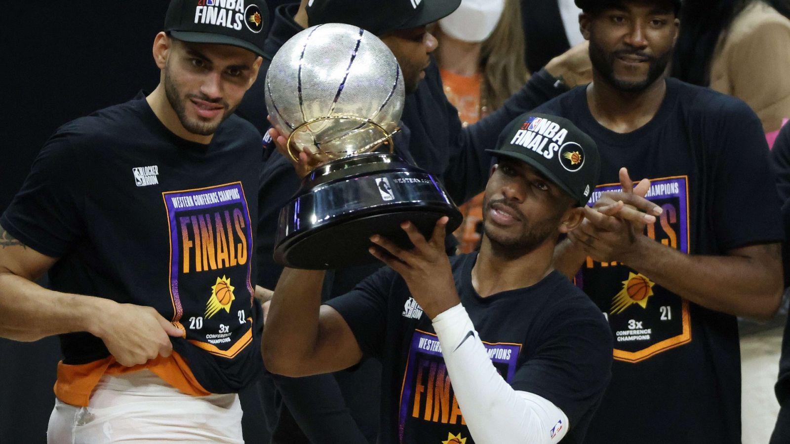 NBA: Una actuación antológica de Chris Paul ayuda a Phoenix a alcanzar las Finales de la NBA (130-103)