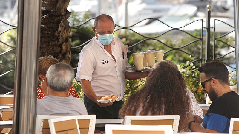 El sector de la hosteler�a genera m�s de 126.000 empleos en el mes de junio