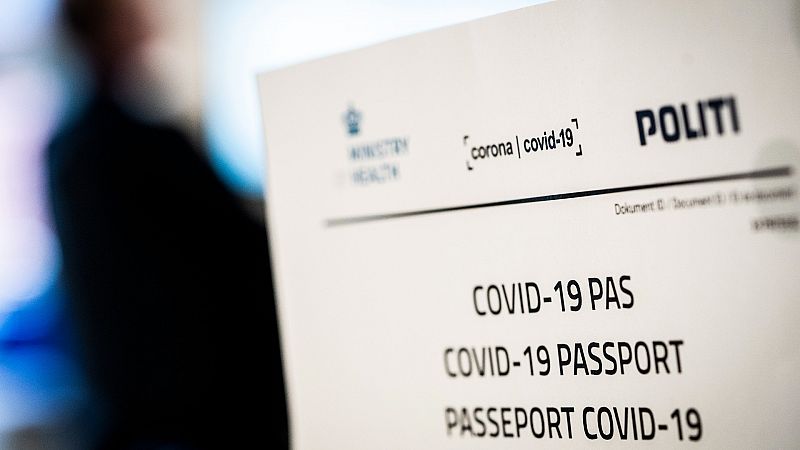 Alumnos confinados en Malta a pesar de estar vacunados | Ver