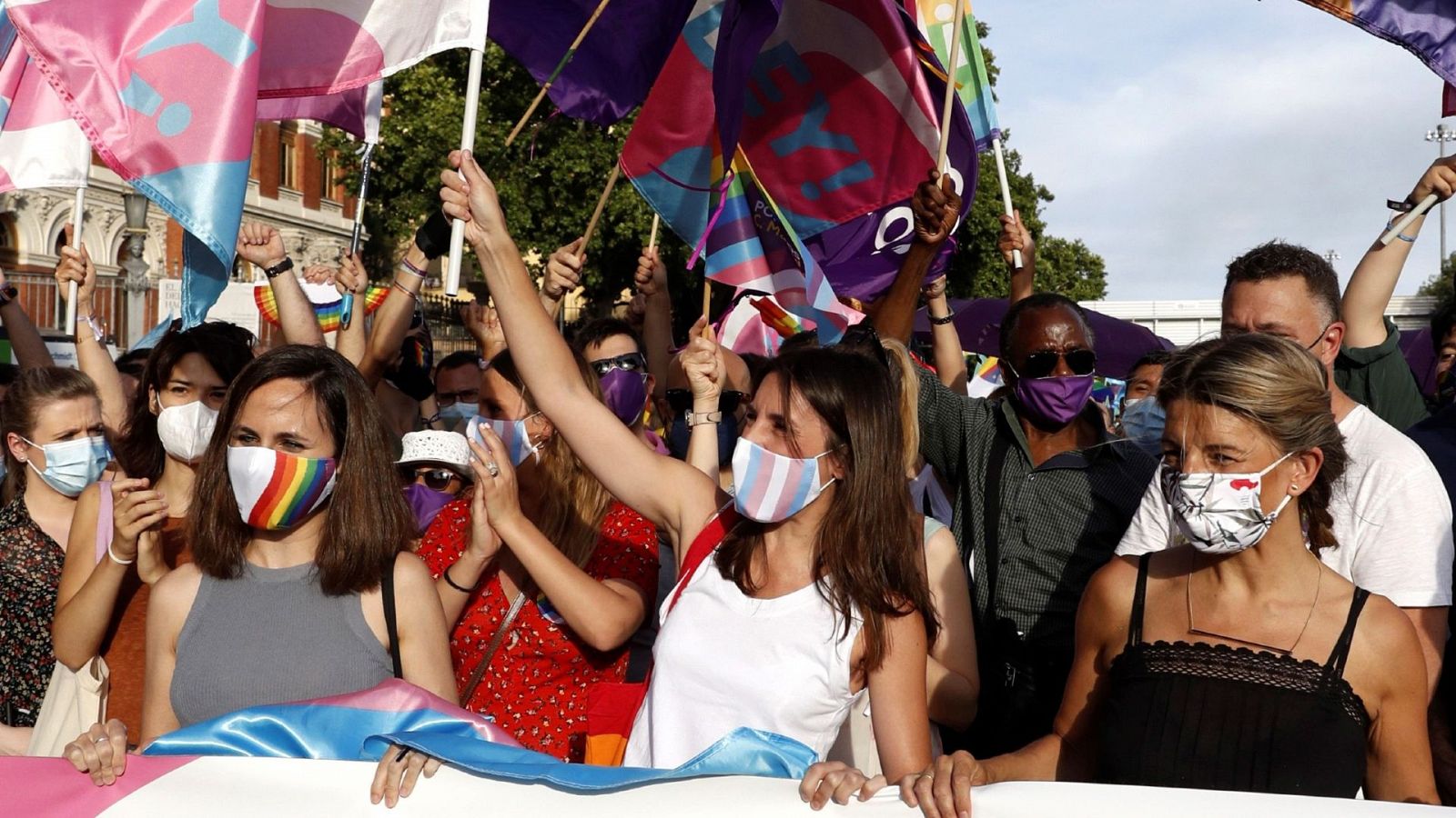 Representantes de varios partidos respaldan la marcha del Orgullo LGTBI