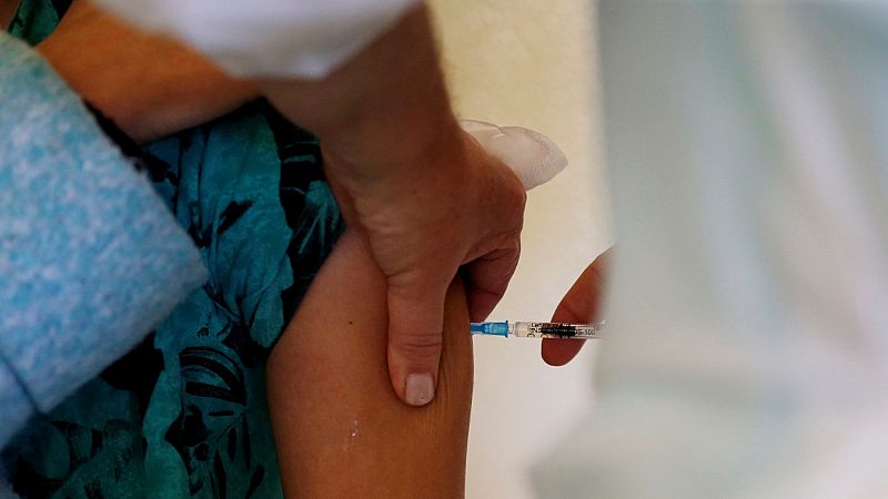 Portugal busca acelerar la vacunación para frenar el aumento de contagios