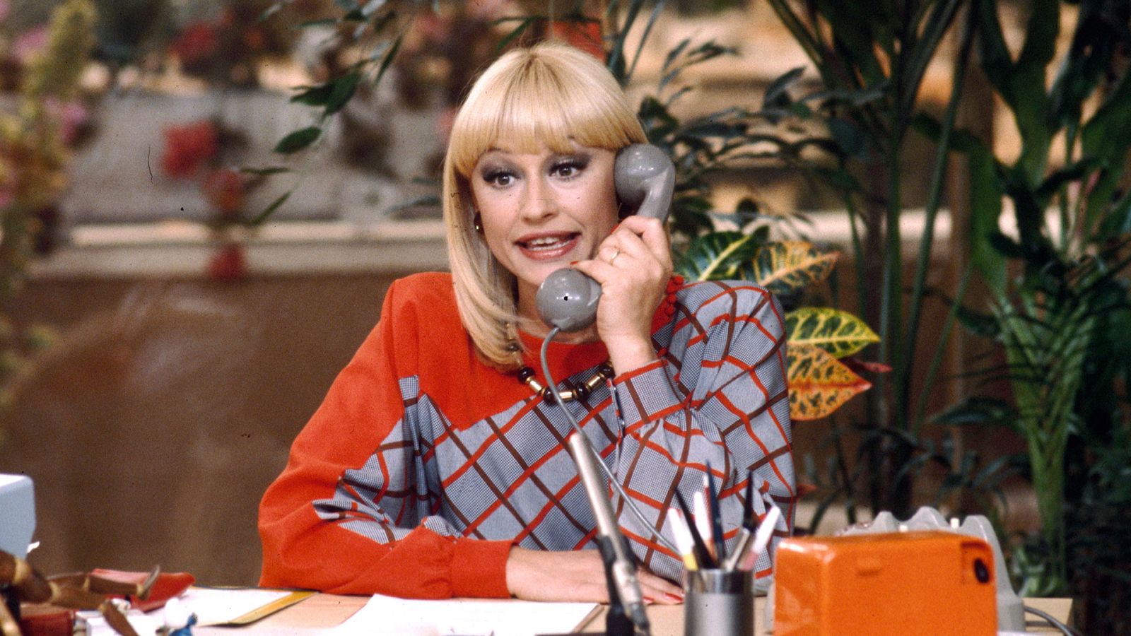 Tesoros de la tele - Hola Raffaella - VER AHORA