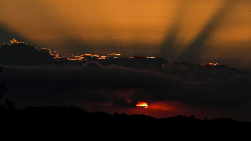 Noche tropical y noche tórrida: te explicamos lo que son - La hora de La 1 | Ver