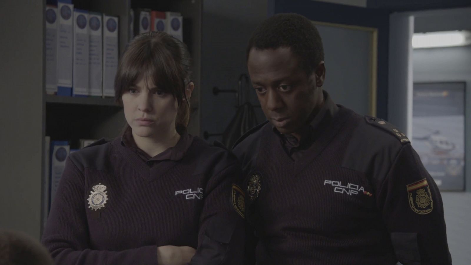 La toma falsa del agujero de 'Servir y Proteger' - Servir y proteger | Ver