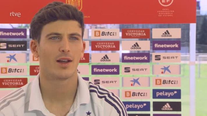 Telediario 1 - Pau Torres: "Espero que Italia sea la primera selección que no se repliegue ante nosotros"