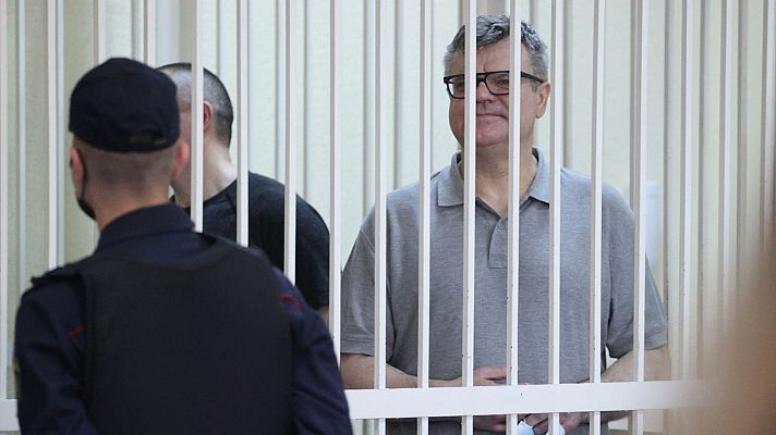 Telediario 2 - Bielorrusia condena a 14 años de prisión a uno de los principales opositores de Lukashenko en un juicio farsa, según EE.UU.
