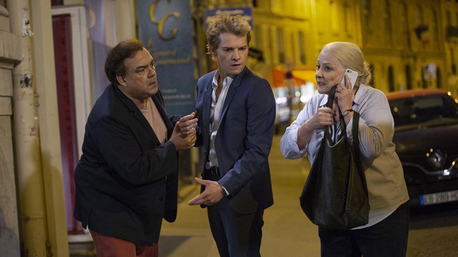 Cine - Padres adoptivos - Ver ahora