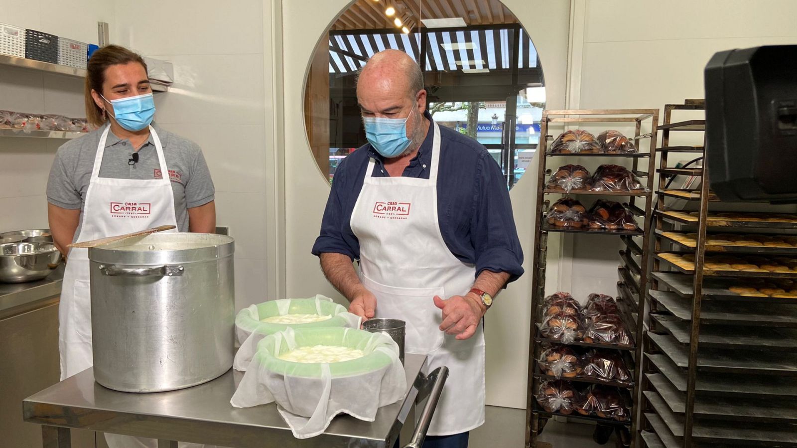 Aquí la Tierra - Misión: recuperar los sabores de la infancia. El agente Resines vuelve a la carga