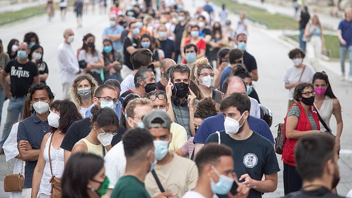 La tarde en 24h - Darias pide "no bajar la guardia" aunque la mayoría de nuevos casos sean leves
