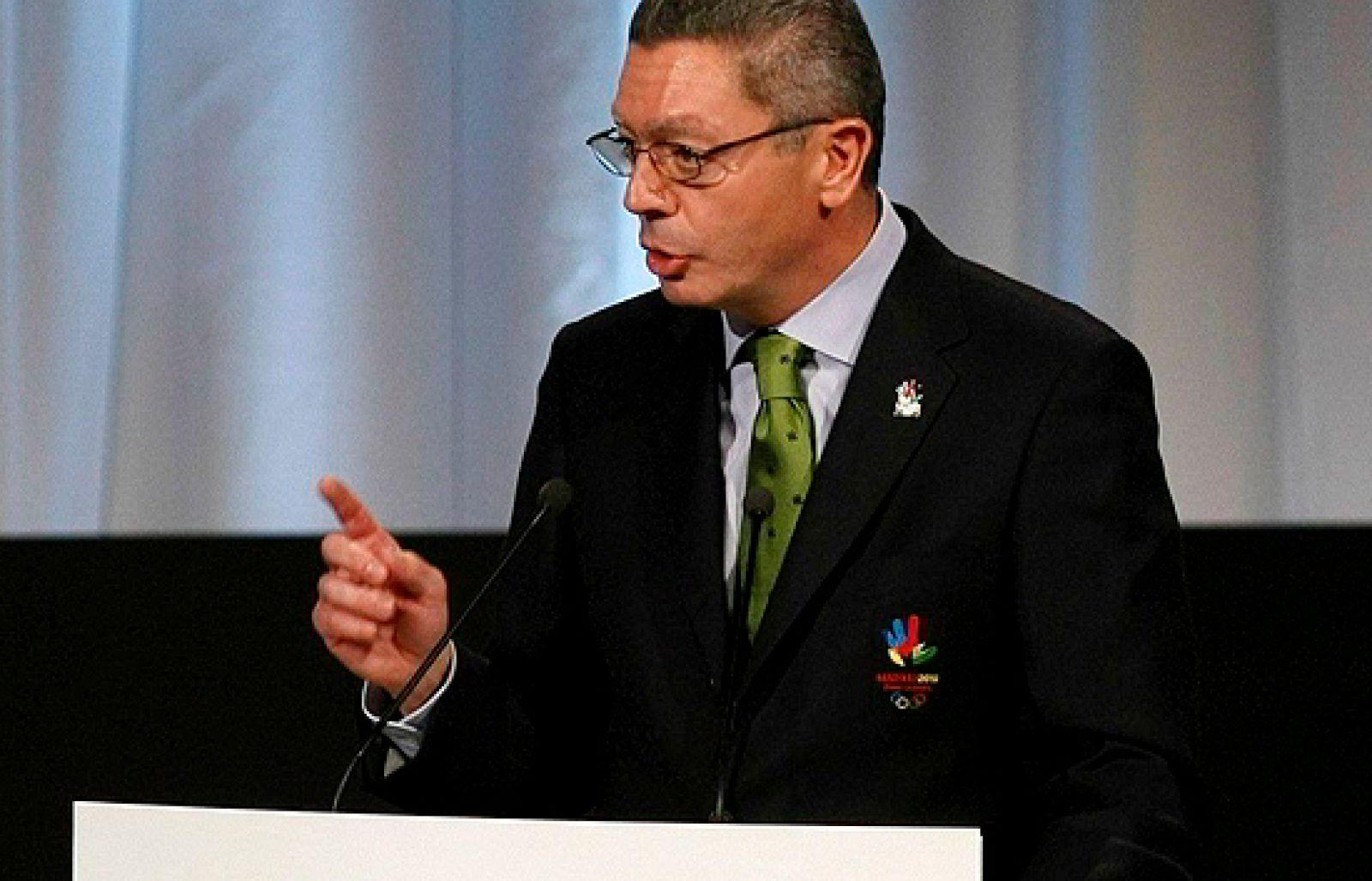 Alberto Ruiz-Gallardón ha señalado en su intervención ante el COI que "en el deporte el único fracaso es rendirse". 