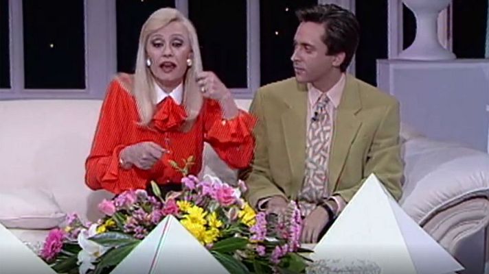 Programas y Concursos en el Archivo de RTVE - A las 8 con Raffaella - 24/2/1994