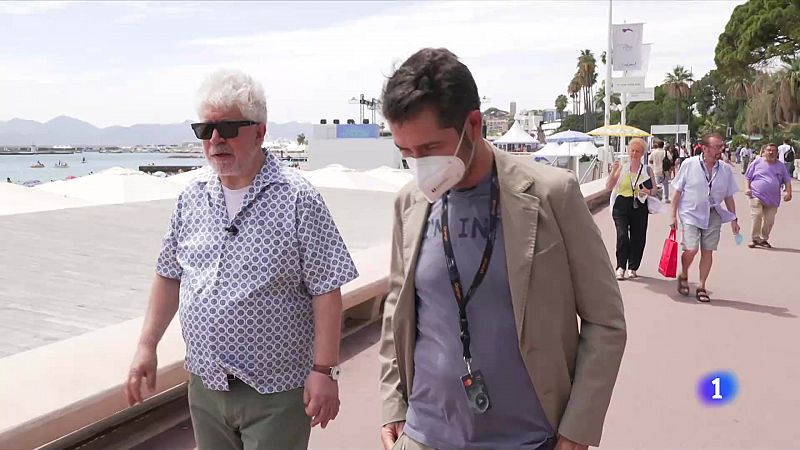 Hablamos con Pedro Almodóvar, en Cannes, sobre su próxima película: 'Madres paralelas'