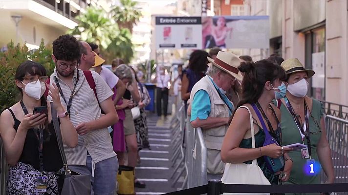 La película 'Libertad', de Clara Roquet, emociona en el Festival de Cannes