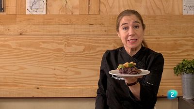 Llaminera amb vi negre i bolets d'Ada Parellada 